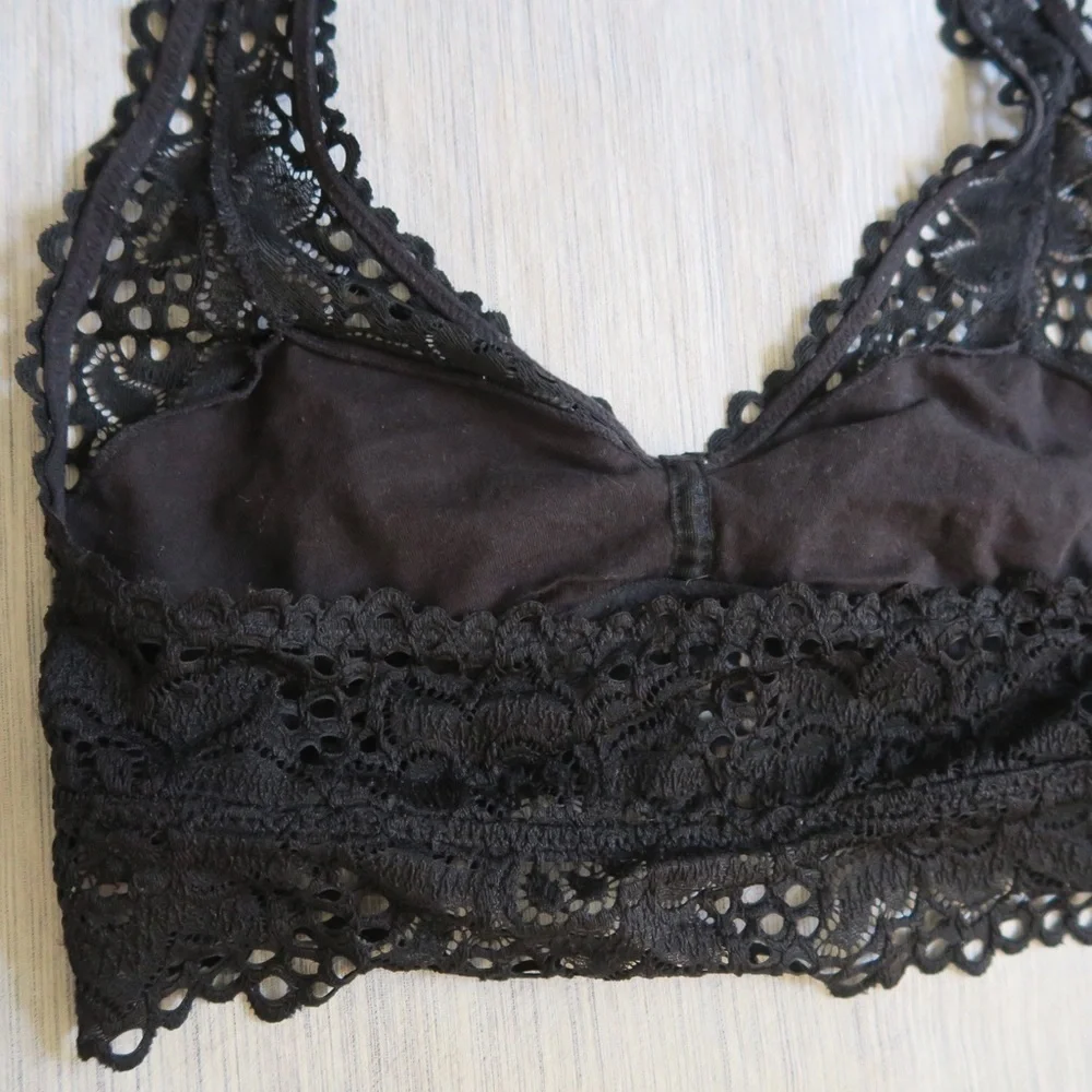 Aerie Black Floral Lace Bralette‎ Plunge Lightweight Pullover Comfy